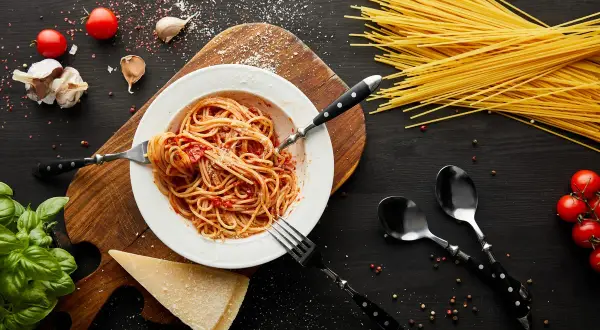 Jak ugotować idealne spaghetti al dente? Prosty przewodnik