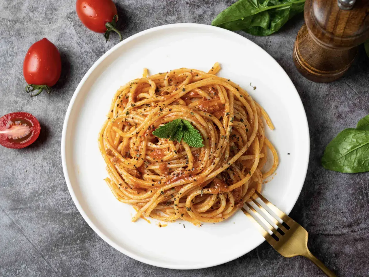 Spaghetti bez mięsa: Pyszne przepisy i roślinne alternatywy