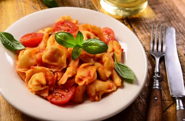 Jak wybrać tortellini? Przewodnik po smakach, markach i etykietach